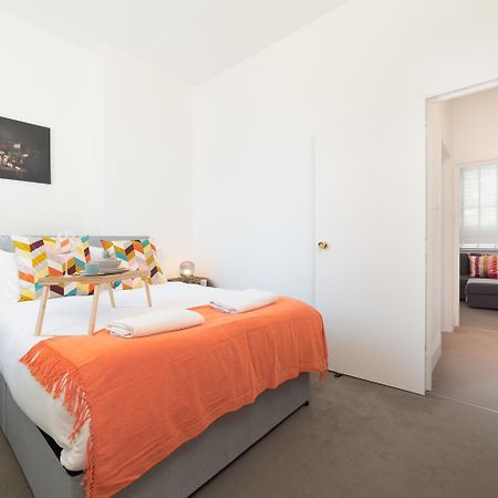 Cozy Apartment In The Heart Of Fulham, Лондон Экстерьер фото